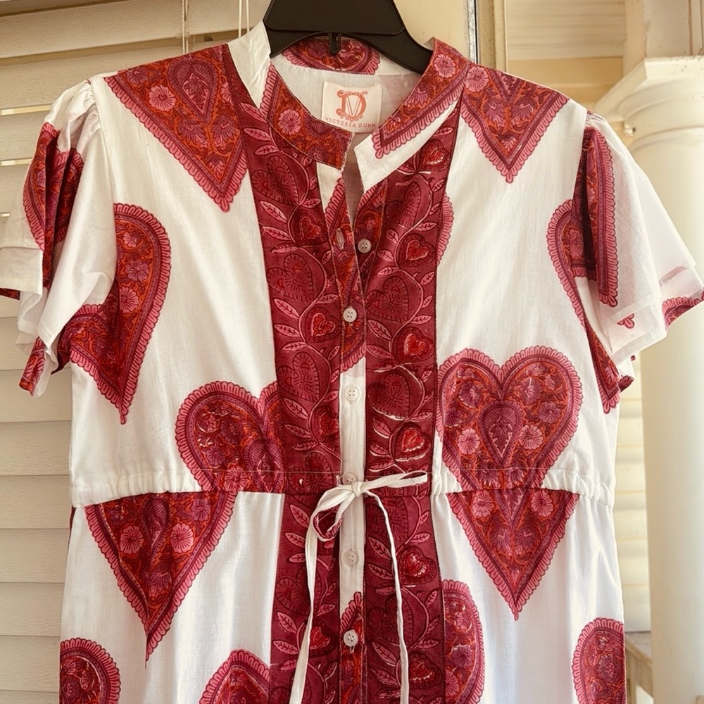 Victoria Dunn dress . Never Worn ! Beautiful Cotton dress❤️